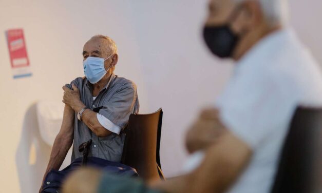 QUÉ PUEDE PASARLES A QUIENES TODAVÍA NO RECIBIERON LA SEGUNDA DOSIS DE LA VACUNA CONTRA EL CORONAVIRUS