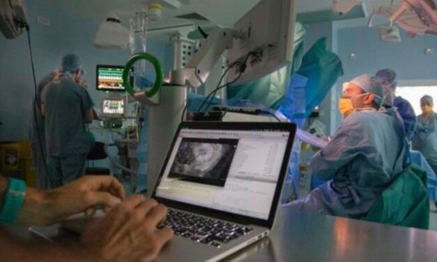 ¿CÓMO SE EXTIRPA UN TUMOR MEDIANTE INTELIGENCIA ARTIFICIAL?