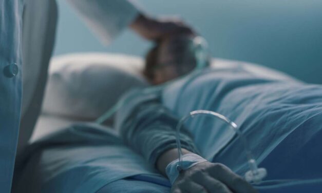 QUÉ APRENDIERON LOS MÉDICOS EN PANDEMIA Y CÓMO LOGRARON REDUCIR EL RIESGO DE MUERTE POR CORONAVIRUS EN TERAPIA INTENSIVA