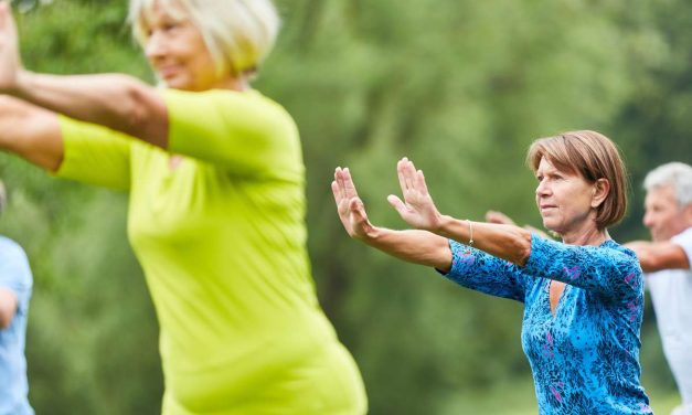 RECOMENDACIONES PARA UNA ACTIVIDAD FÍSICA SALUDABLE EN ADULTOS MAYORES