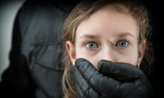 EMOCIONALMENTE FRÁGILES Y CON LA AUTOESTIMA BAJA: ASÍ SON LAS VÍCTIMAS DE UN PREDADOR EMOCIONAL