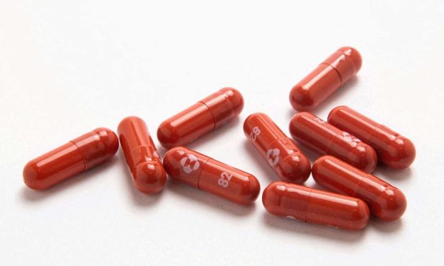 MOLNUPIRAVIR: POR QUÉ LA OMS LA RECOMIENDA PARA PERSONAS CON RIESGO DE HOSPITALIZACIÓN POR COVID