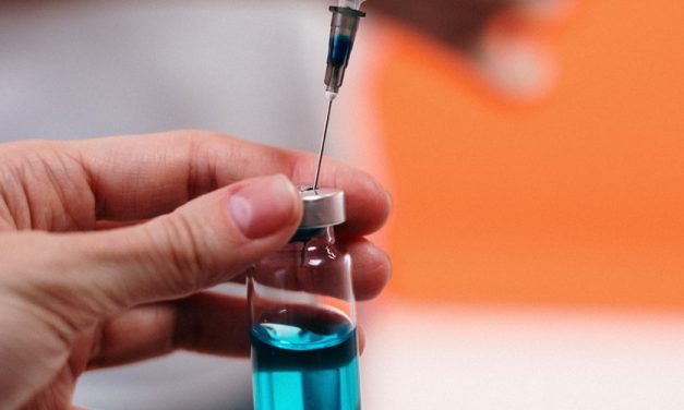 LA IMPORTANCIA DE LA VACUNA CONTRA EL HPV