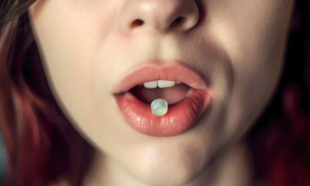 Hipertensión y alucinaciones, dos de los efectos graves que provoca la droga sintética llamada Moncler verde