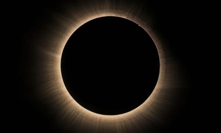 Eclipse Solar Anular en octubre: qué es, cuándo es y cómo afecta a cada signo