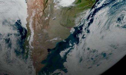 LA NASA compartió la foto de la Tierra vista desde el espacio más nítida de la historia