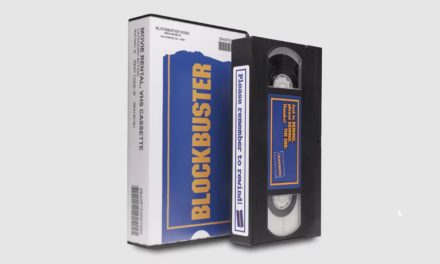 Demasiado retro para ser real: venden un VHS de Blockbuster que esconde juegos de Nintendo