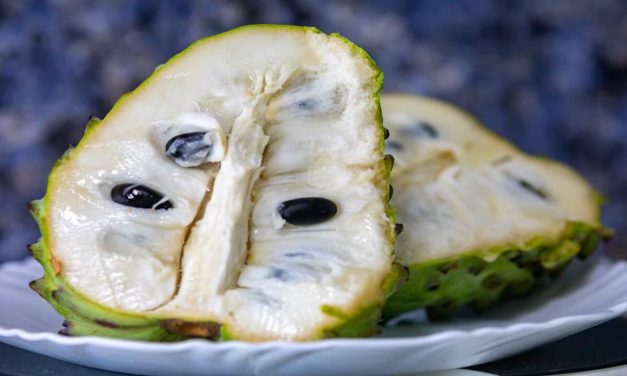 La fruta de oro que aumenta los niveles de una vitamina clave: cómo se debe consumir