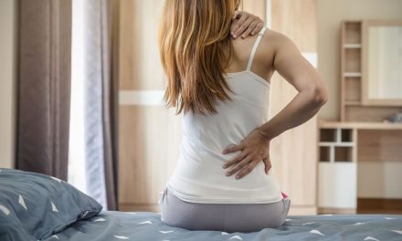 Qué deportes recomiendan evitar si tenés dolor de espalda
