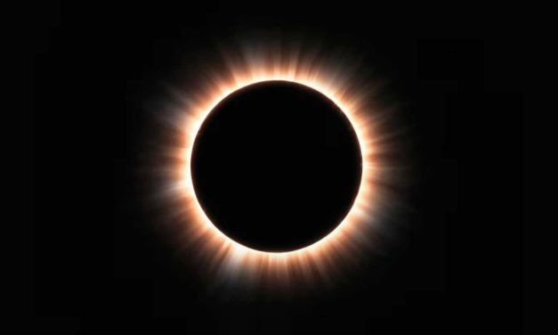 Eclipse anular solar en febrero: cuándo es y en qué parte de la Argentina se verá