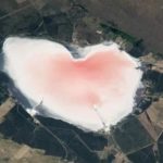 Qué es la figura con forma de corazón rosa que encontró la NASA en la Argentina