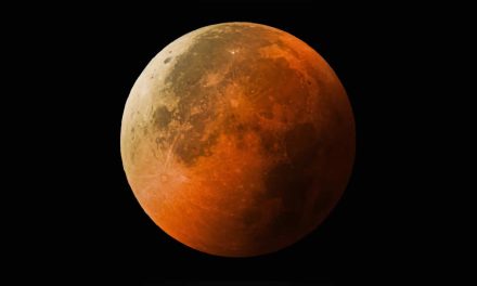 Se acerca el eclipse lunar: a qué hora se verá en la Argentina y dónde observar la “Luna de Sangre”