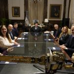 El Ministerio de Salud de la Nación y CAEMe, con la presencia del presidente, Javier Milei, anuncian una agenda de inversión de US$ 8.000 millones para investigaciones clínicas en el país