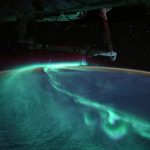 Astronauta comparte impactante video de una aurora austral captada desde una nave Dragon de SpaceX