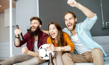Alentar a un equipo o a la Selección tiene beneficios para el bienestar más allá del resultado deportivo