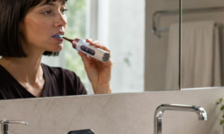La IA llegó a los cepillos de dientes: un prototipo con cámara observa el interior de la boca y detecta dónde falta limpiar